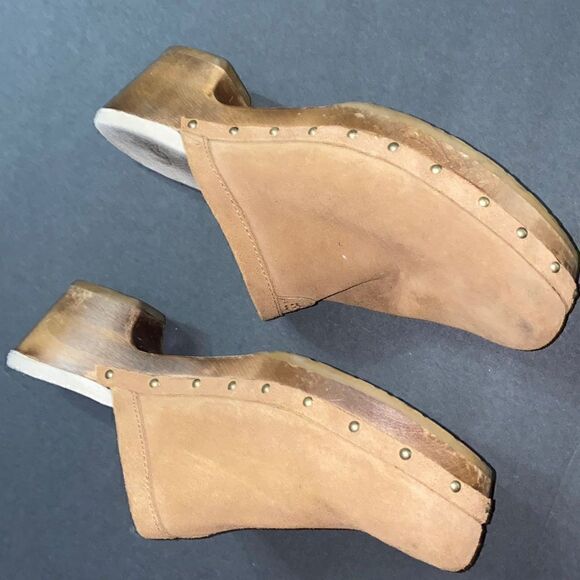 UGG suede leather clog slide ons - Picture 7 of 8